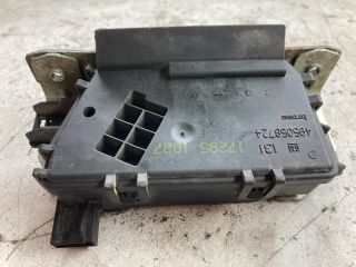 bontott OPEL ZAFIRA B Biztosítéktábla Doboz