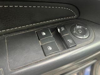 bontott OPEL ZAFIRA B Csomagtér Kárpit