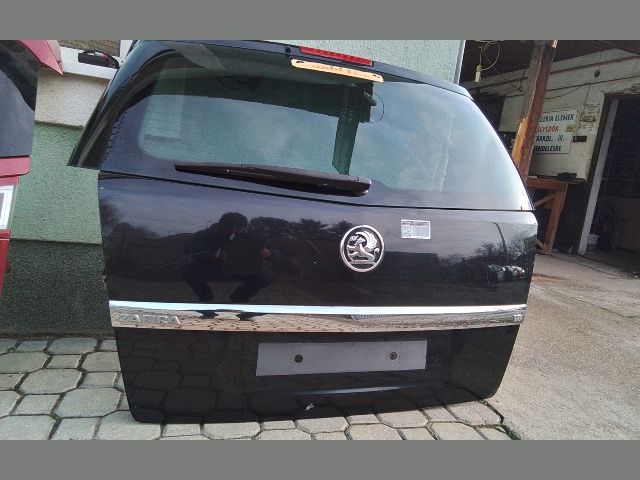 bontott OPEL ZAFIRA B Csomagtérajtó (Részeivel)