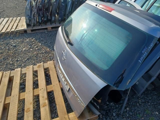bontott OPEL ZAFIRA B Csomagtérajtó (Üres lemez)
