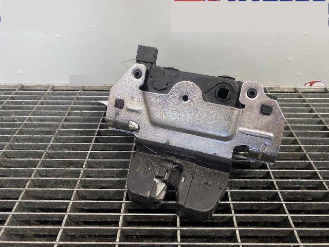 bontott OPEL ZAFIRA B Csomagtérajtó Ütköző