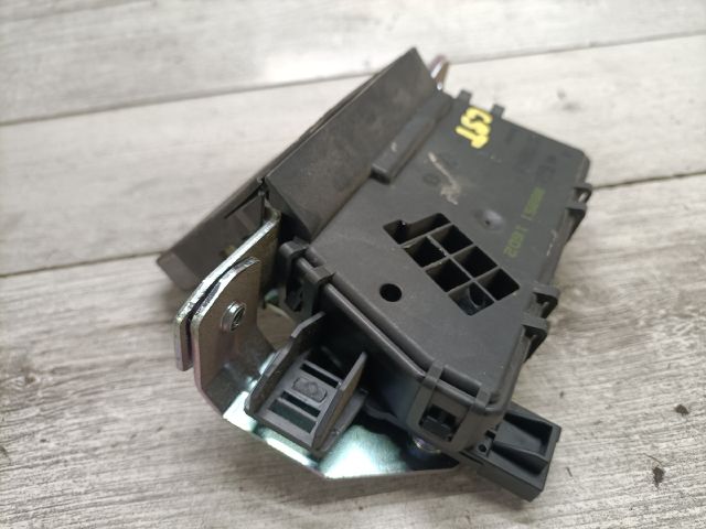 bontott OPEL ZAFIRA B Csomagtérajtó Zárszerkezet