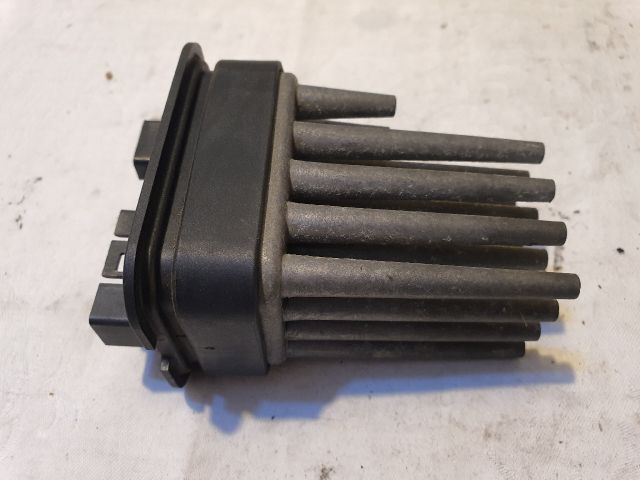 bontott OPEL ZAFIRA B Előtét Ellenállás Fűtőmotor