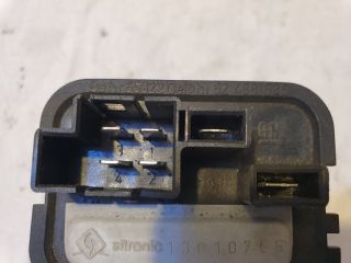 bontott OPEL ZAFIRA B Előtét Ellenállás Fűtőmotor