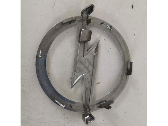 bontott OPEL ZAFIRA B Első Embléma