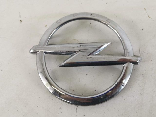 bontott OPEL ZAFIRA B Első Embléma
