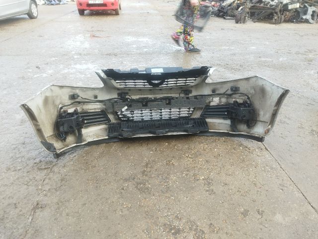 bontott OPEL ZAFIRA B Első Lökhárító (Részeivel)