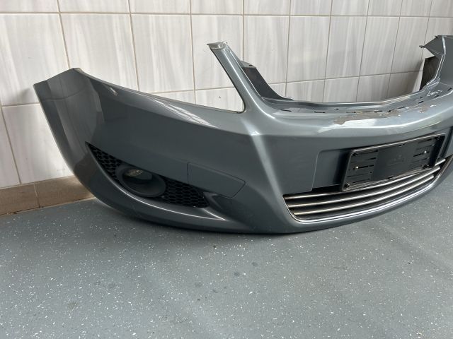 bontott OPEL ZAFIRA B Első Lökhárító (Részeivel)