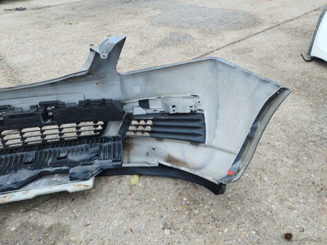 bontott OPEL ZAFIRA B Első Lökhárító (Részeivel)