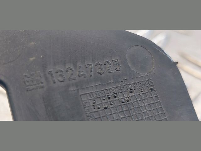 bontott OPEL ZAFIRA B Első Lökhárító Tartó Felső