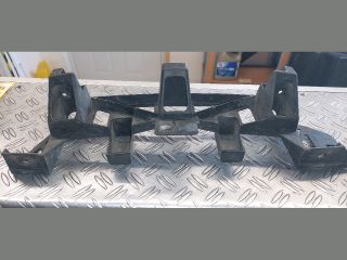 bontott OPEL ZAFIRA B Első Lökhárító Tartó Felső