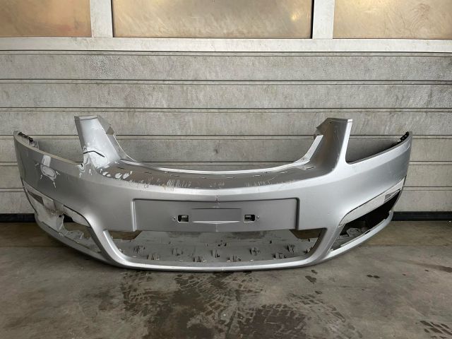 bontott OPEL ZAFIRA B Első Lökhárító (Üresen)