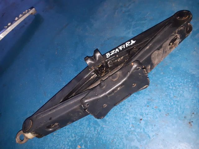 bontott OPEL ZAFIRA B Emelő