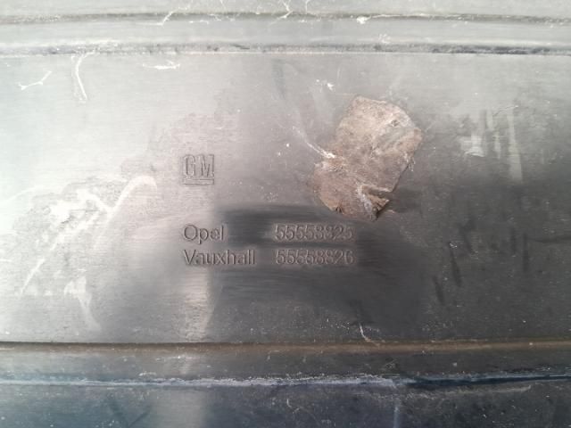 bontott OPEL ZAFIRA B Felső Hűtőburkolat