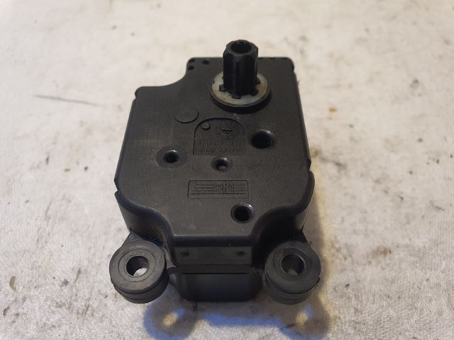 bontott OPEL ZAFIRA B Fűtés Állító Motor