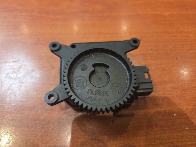 bontott OPEL ZAFIRA B Fűtés Állító Motor