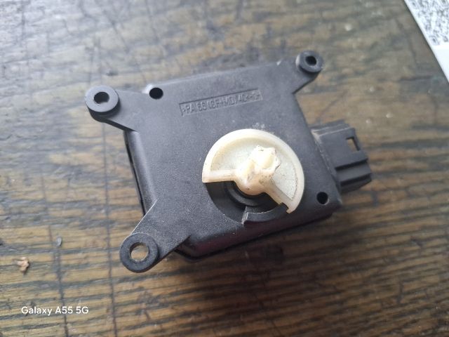 bontott OPEL ZAFIRA B Fűtés Állító Motor