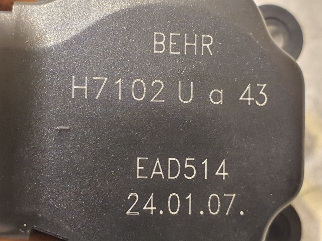 bontott OPEL ZAFIRA B Fűtés Állító Motor