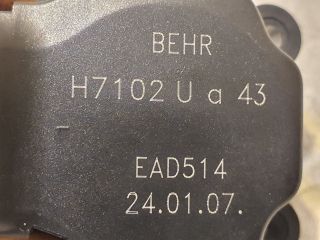 bontott OPEL ZAFIRA B Fűtés Állító Motor