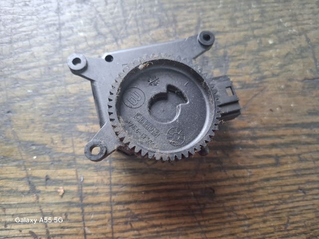 bontott OPEL ZAFIRA B Fűtés Állító Motor