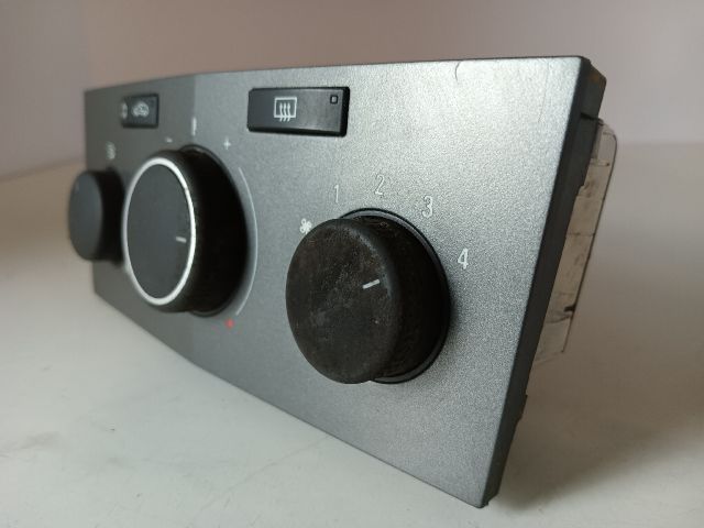 bontott OPEL ZAFIRA B Fűtéskapcsoló (manuális klímás)