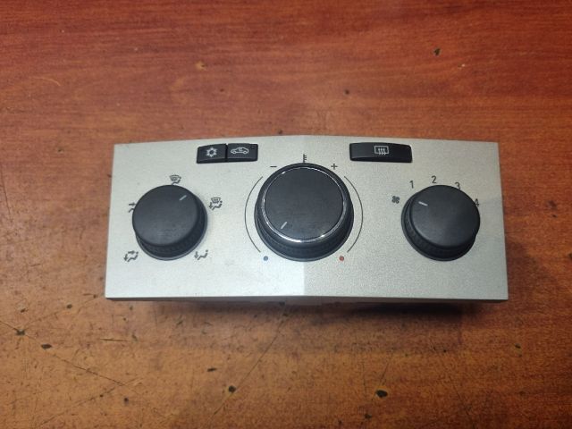 bontott OPEL ZAFIRA B Fűtéskapcsoló (manuális klímás)