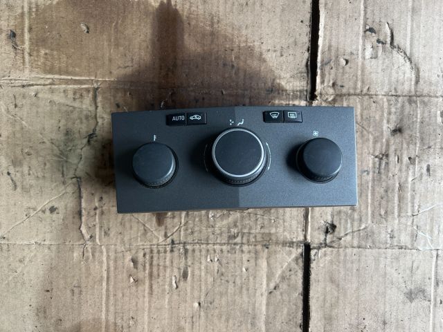 bontott OPEL ZAFIRA B Fűtéskapcsoló