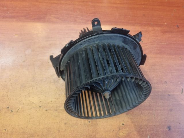 bontott OPEL ZAFIRA B Fűtőmotor (Klímás)