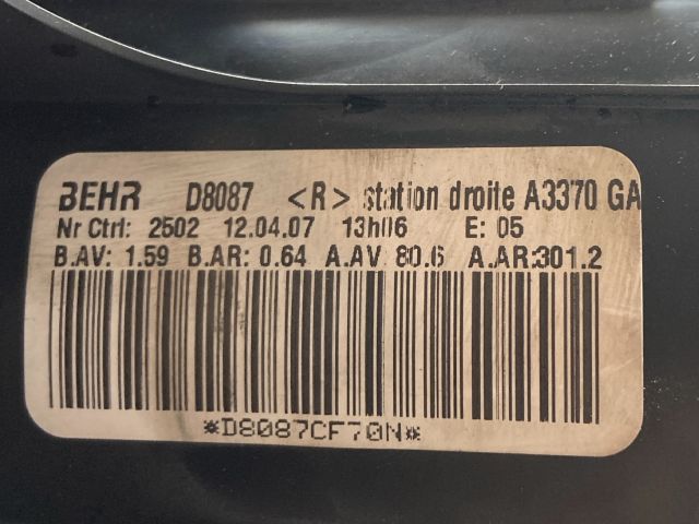 bontott OPEL ZAFIRA B Fűtőmotor (Klímás)