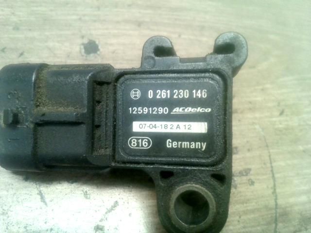 bontott OPEL ZAFIRA B GPS Antenna