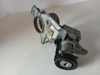 bontott OPEL ZAFIRA B Gyújtáskapcsoló Ház