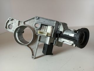 bontott OPEL ZAFIRA B Gyújtáskapcsoló Ház