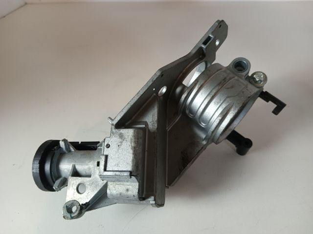 bontott OPEL ZAFIRA B Gyújtáskapcsoló Ház