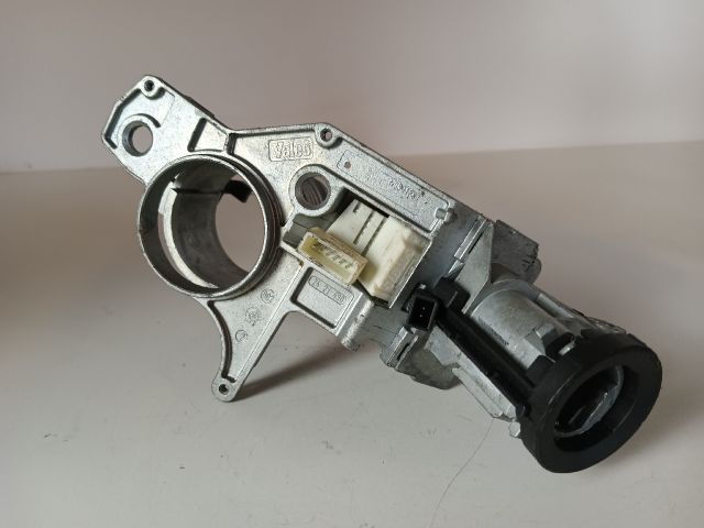 bontott OPEL ZAFIRA B Gyújtáskapcsoló Ház