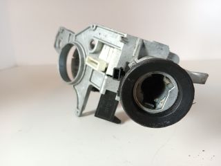 bontott OPEL ZAFIRA B Gyújtáskapcsoló Ház