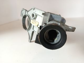 bontott OPEL ZAFIRA B Gyújtáskapcsoló Ház