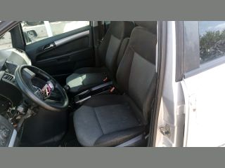 bontott OPEL ZAFIRA B Harmadik sor Jobb Ülés