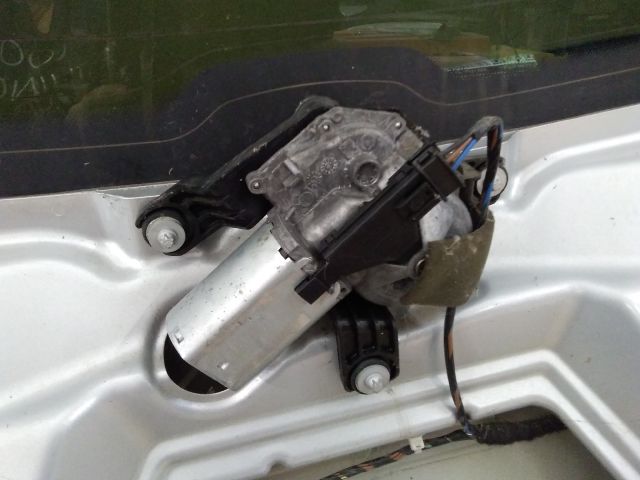 bontott OPEL ZAFIRA B Hátsó Ablaktörlő Motor