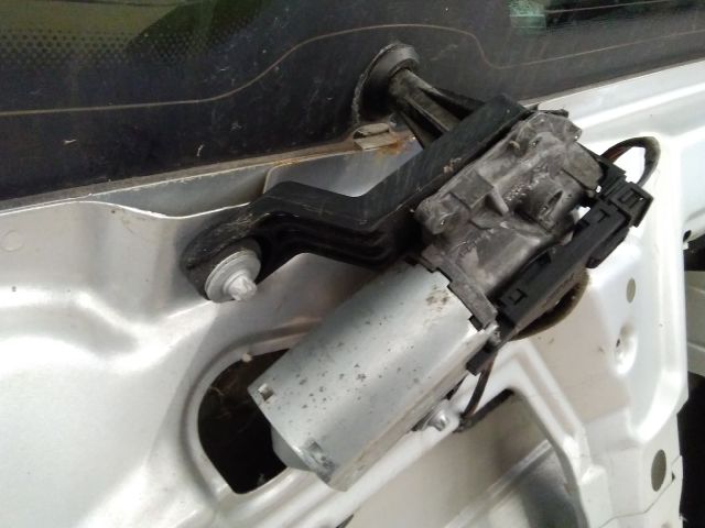 bontott OPEL ZAFIRA B Hátsó Ablaktörlő Motor