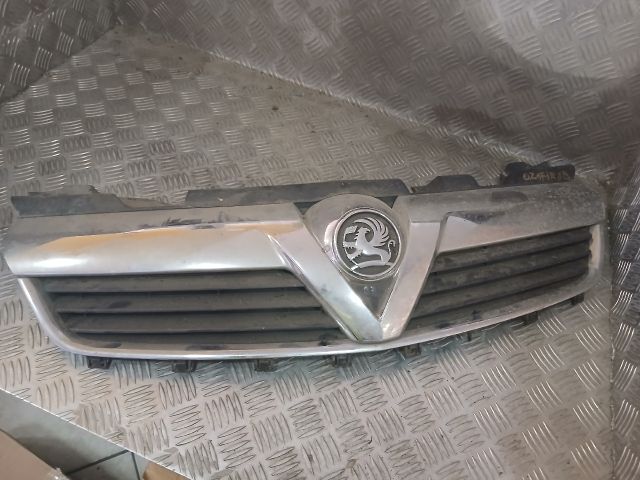 bontott OPEL ZAFIRA B Hűtőrács