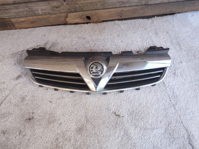 bontott OPEL ZAFIRA B Hűtőrács