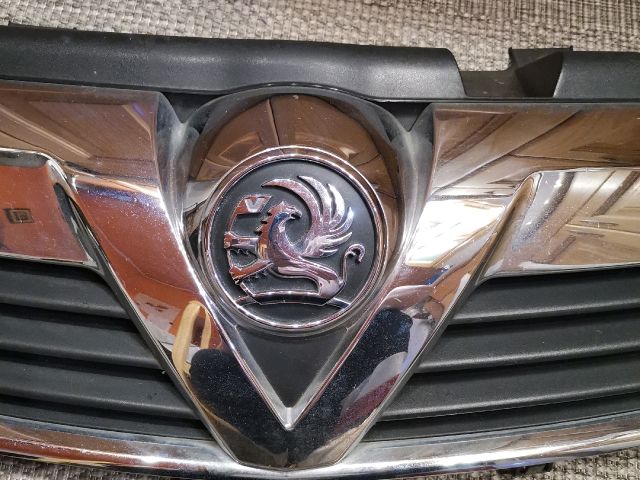 bontott OPEL ZAFIRA B Hűtőrács