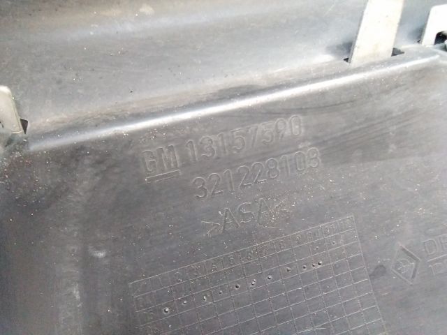 bontott OPEL ZAFIRA B Hűtőrács