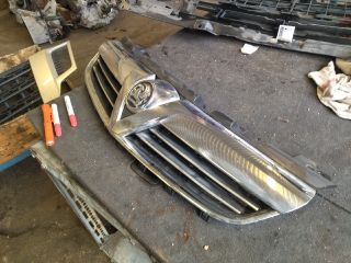 bontott OPEL ZAFIRA B Hűtőrács