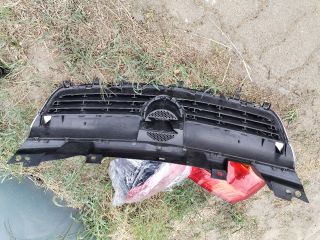 bontott OPEL ZAFIRA B Hűtőrács