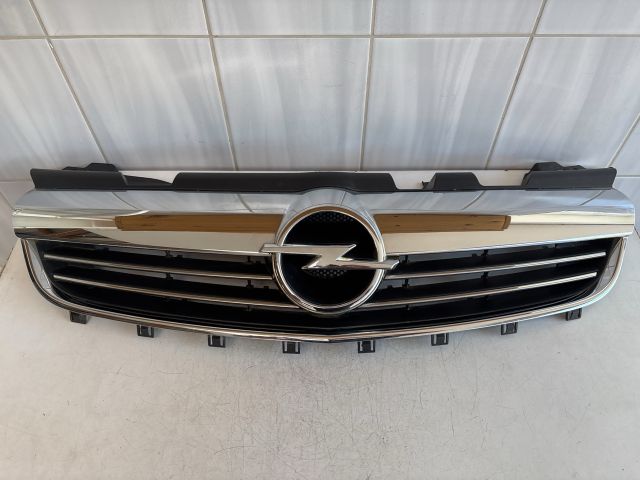 bontott OPEL ZAFIRA B Hűtőrács