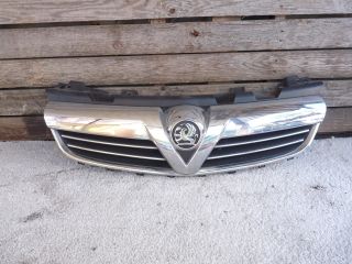 bontott OPEL ZAFIRA B Hűtőrács