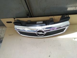 bontott OPEL ZAFIRA B Hűtőrács