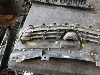 bontott OPEL ZAFIRA B Hűtőrács