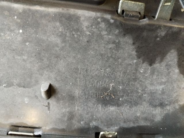 bontott OPEL ZAFIRA B Hűtőrács